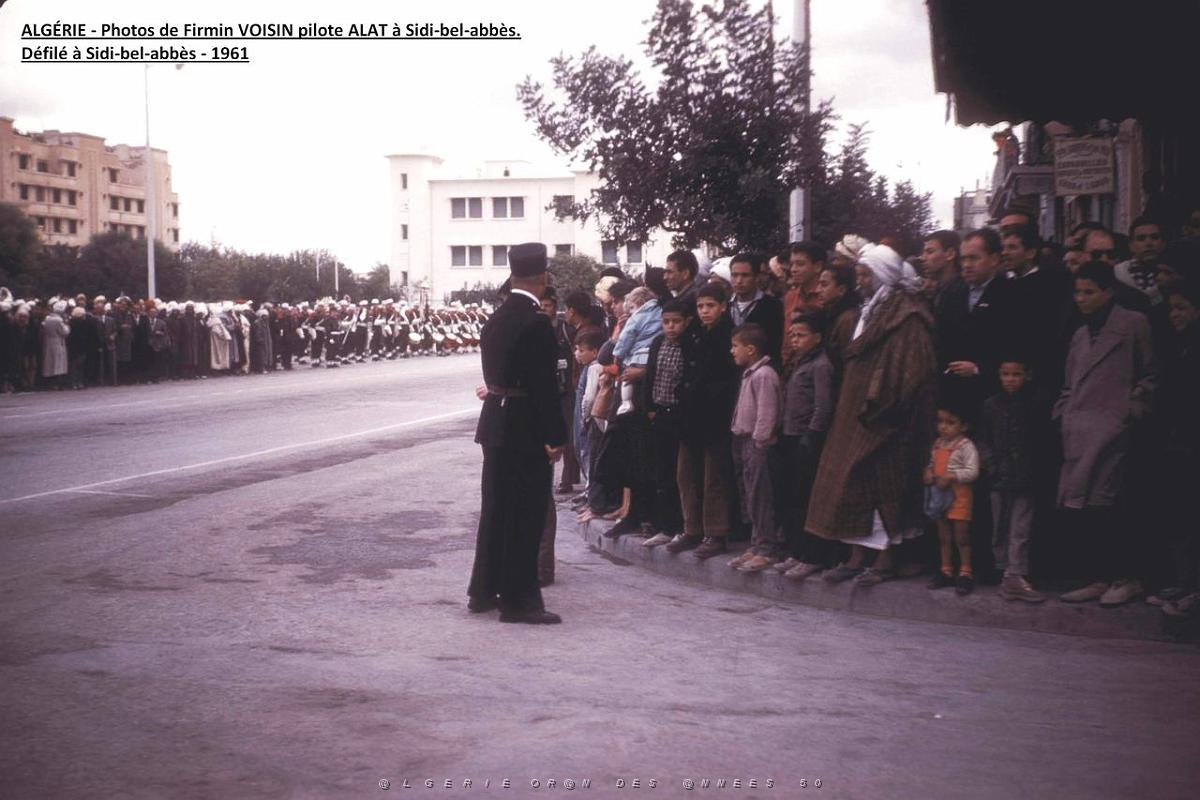 VF-101 Defile a Sidi-bel-abbes en 1961.jpg